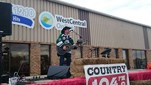 CFYM, Country 104 & WestCentralOnline.com